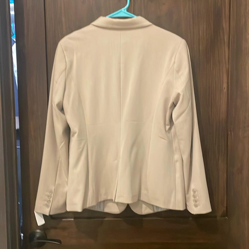A New Day Tan Blazer Size 14. NWT. Never worn.